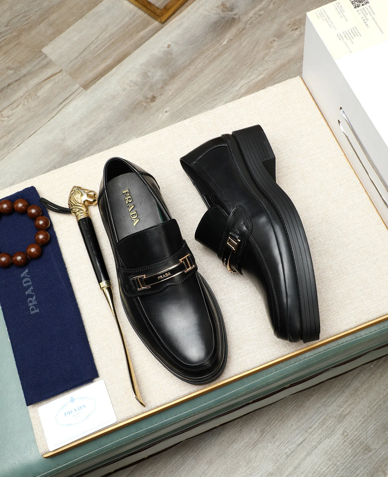 Men's men's shoes 💰540 (water-dyed cow leather) 📛📛PRADA high-end counter's latest formal business leather shoes 👔original and highest quality! Imported from Italy 🇮🇹 first-layer calfskin fabric ➕ cowhide lining Original outsole Formal size: 38➖44 (45 customized)